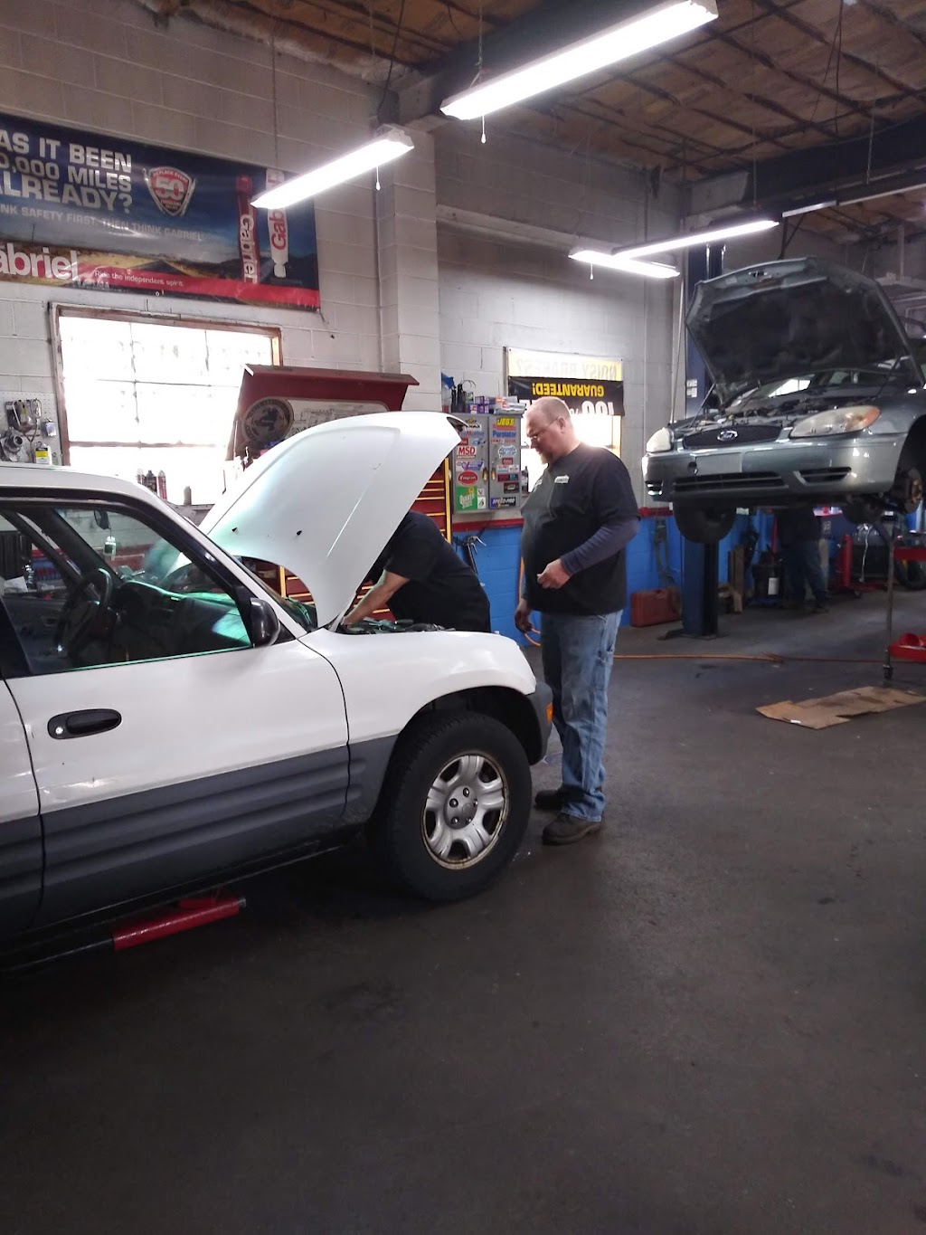 Hoosier Auto Repair | 104 3rd St, Aurora, IN 47001, USA | Phone: (812) 926-6032