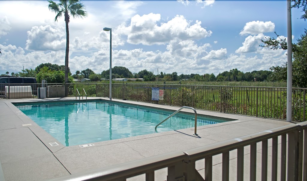 Serena Inn | 9400 US-192, Clermont, FL 34714, USA | Phone: (863) 256-5657