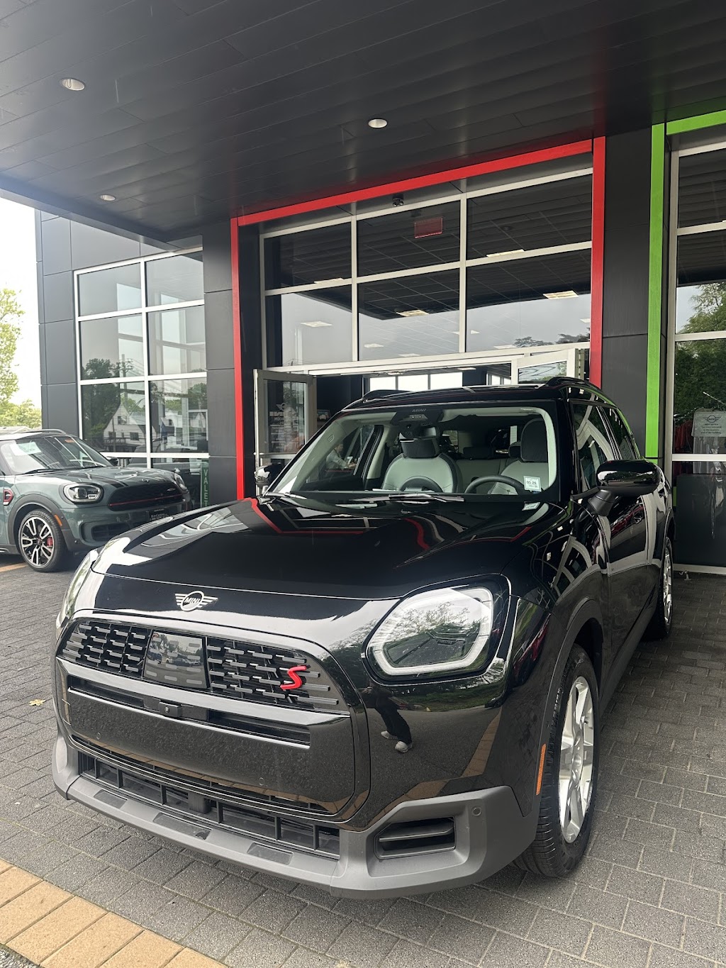 Ray Catena MINI of Westchester | 543 Tarrytown Rd Driveway 3, White Plains, NY 10607, USA | Phone: (877) 225-9704