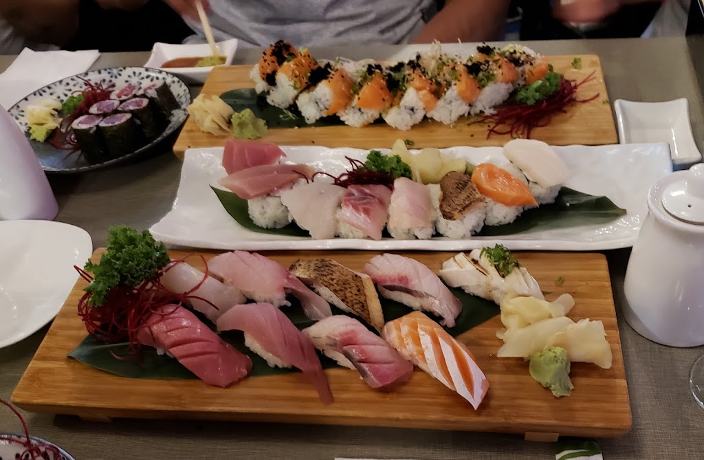 Huku Japanese Bistro | 417 Mace Blvd D, Davis, CA 95618, USA | Phone: (530) 750-0858