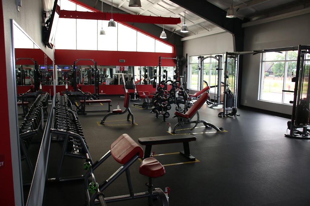 Snap Fitness Lockhart | 605 State Park Rd, Lockhart, TX 78644, USA | Phone: (512) 398-2454