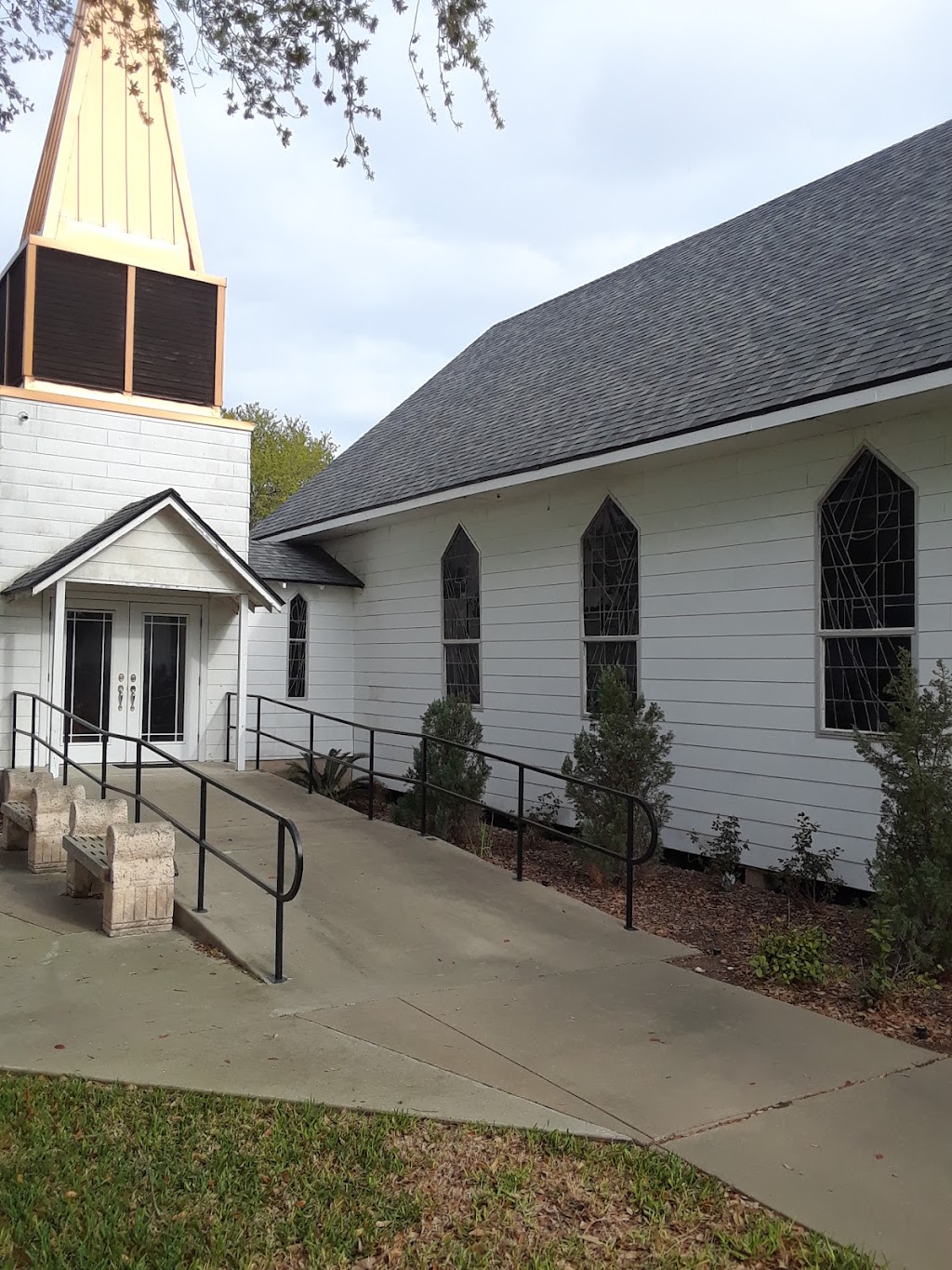 Faith Church | 106 Faith St, Orange Grove, TX 78372, USA | Phone: (361) 384-2414