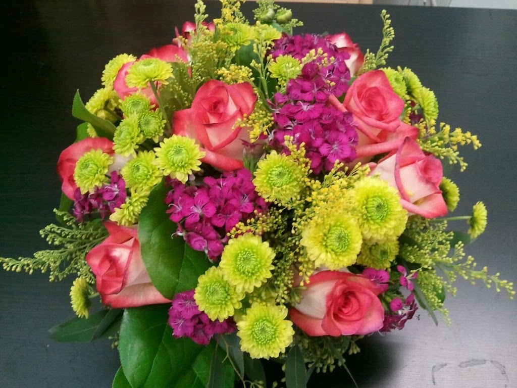 Stalks and Blooms Florist | 4102 Orange Ave #126, Long Beach, CA 90807, USA | Phone: (562) 612-4266