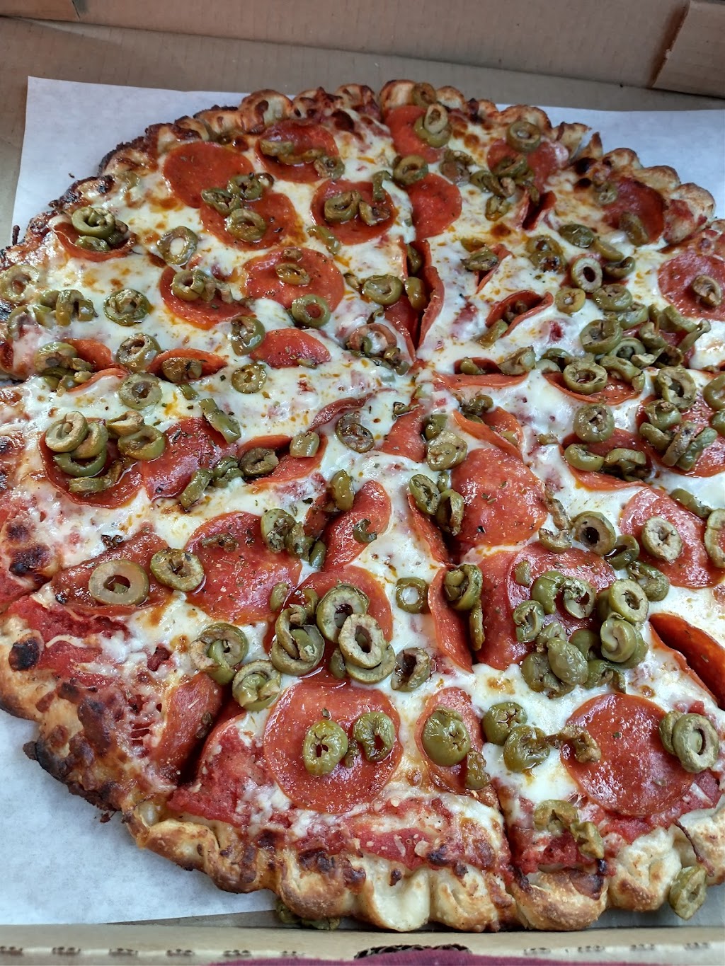 Donna Ds Family Pizza | 1315 Cleveland Ave, Ashland, OH 44805, USA | Phone: (419) 281-1234