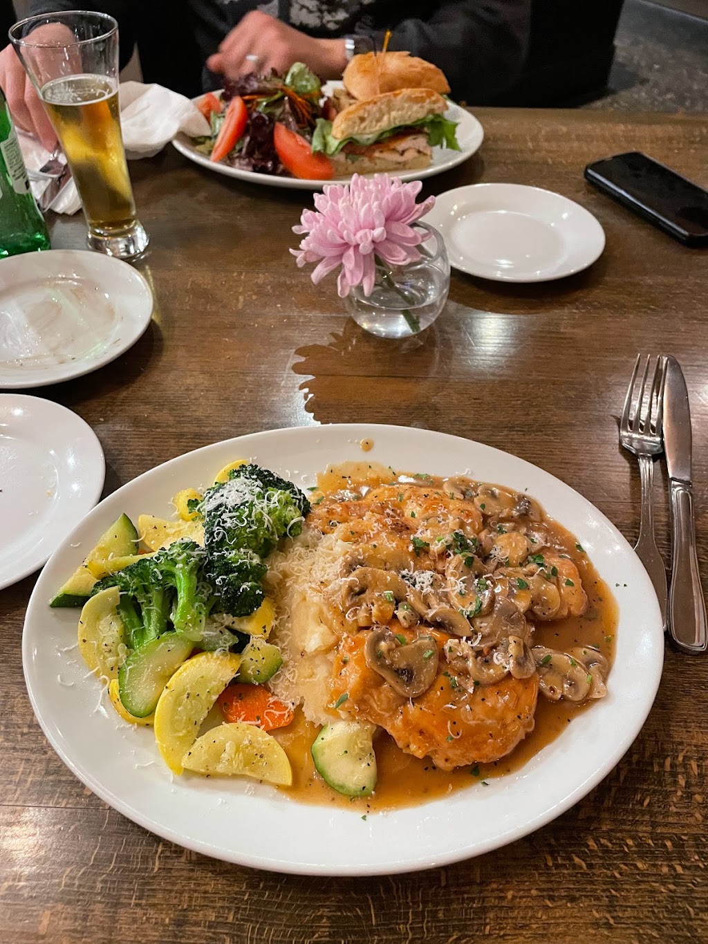 Louises Trattoria - Pico | 10645 W Pico Blvd, Los Angeles, CA 90064, USA | Phone: (310) 475-6084