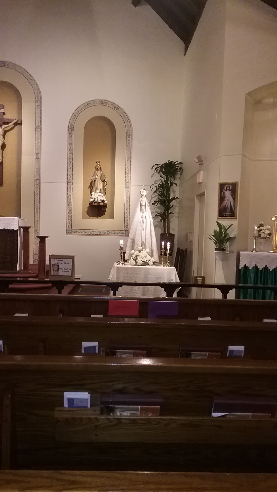 Saint Marys by the Sea Church | 321 10th St, Huntington Beach, CA 92648, USA | Phone: (714) 536-6913
