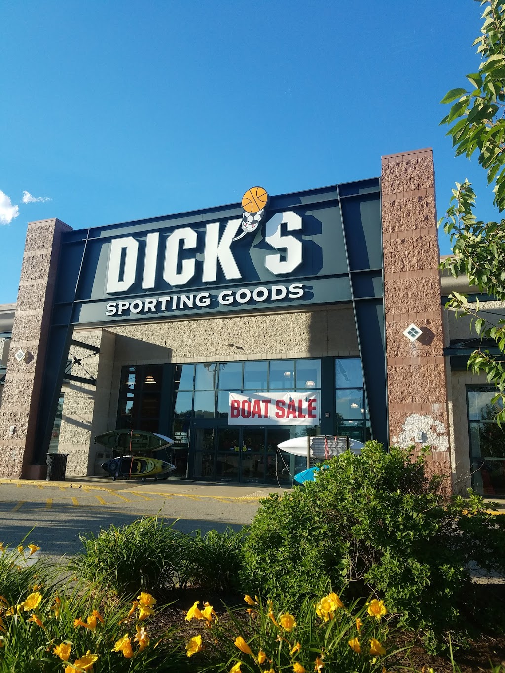 DICKS Sporting Goods | Rr 17 Box 18, Greensburg, PA 15601, USA | Phone: (724) 522-9777