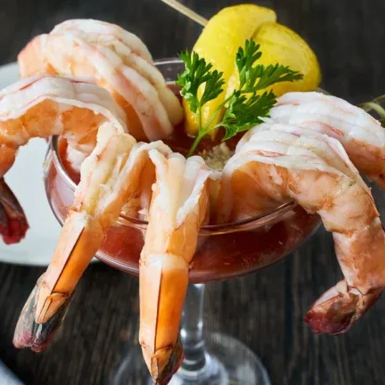 High Tide Seafood Bar & Grill | 2540 S Val Vista Dr Suite 101, Gilbert, AZ 85295, USA | Phone: (480) 821-9950