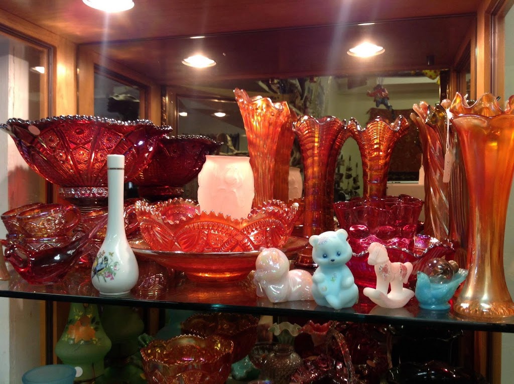 Be Back Antiques and Collectibles | 1342 N Leavitt Rd, Lorain, OH 44052, USA | Phone: (440) 288-0449
