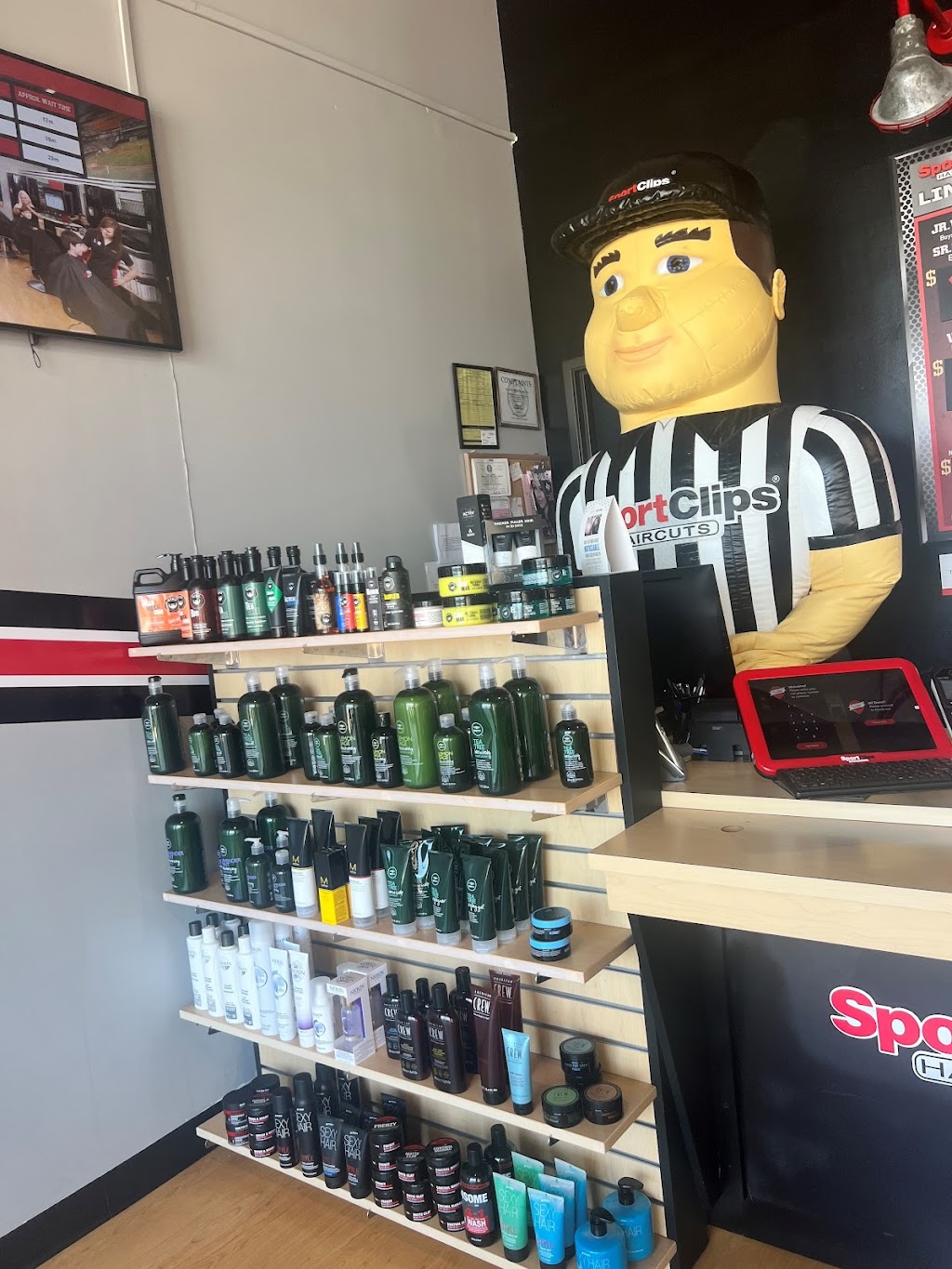 Sport Clips Haircuts of McKinney- Town Crossing | 1925 N Central Expy STE 460, McKinney, TX 75070, USA | Phone: (972) 542-4889