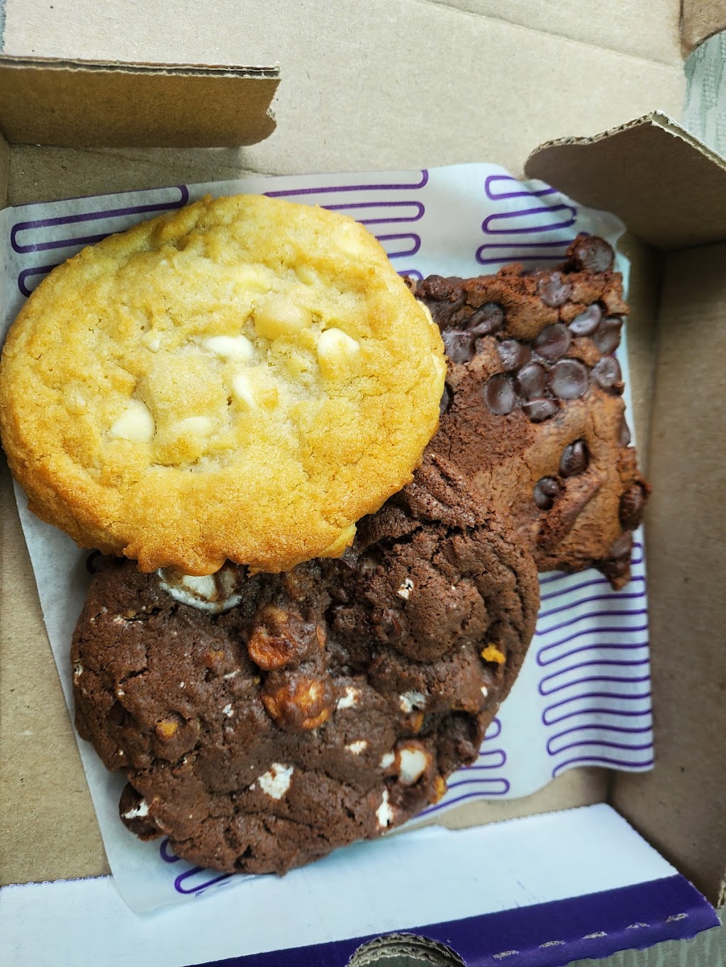 Insomnia Cookies | 5114 E Fowler Ave, Tampa, FL 33617, USA | Phone: (813) 819-0691