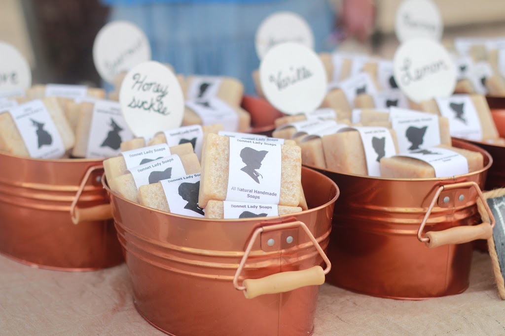 Ennis Bluebonnet Market | 119 N Dallas St, Ennis, TX 75119, USA | Phone: (972) 878-4748