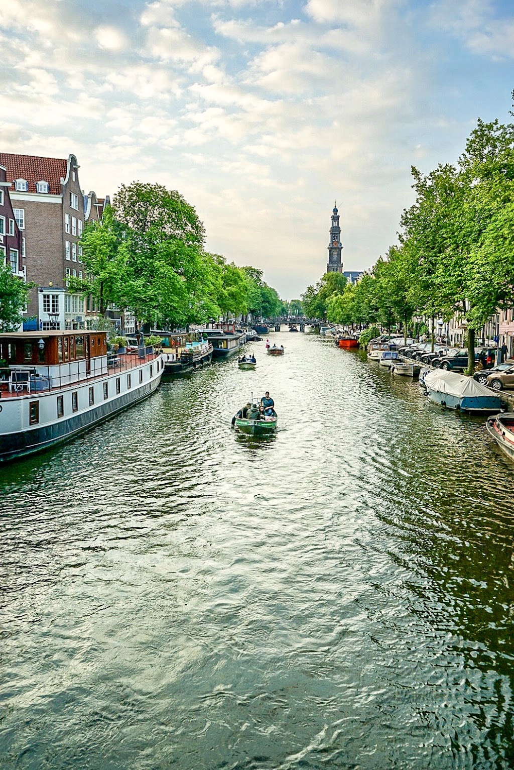 Canal Motorboats | Zandhoek 22, 1013 KT Amsterdam, Netherlands | Phone: 020 422 7007