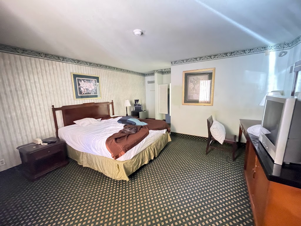 Caravelle Inn & Suites | 1310 N First St, San Jose, CA 95112, USA | Phone: (408) 436-8488