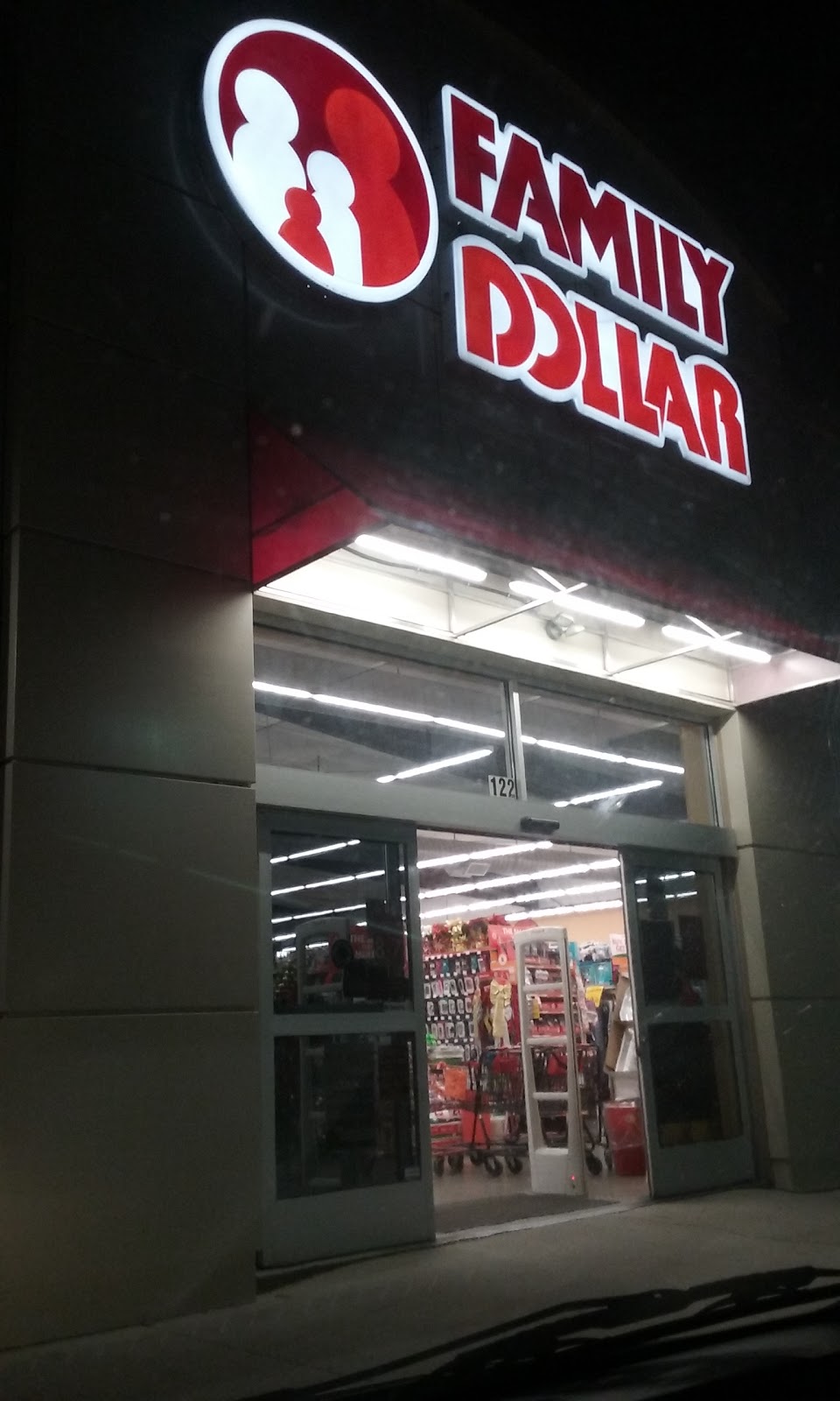 Family Dollar | 122 Kings Mountain St, Clover, SC 29710, USA | Phone: (803) 879-6006