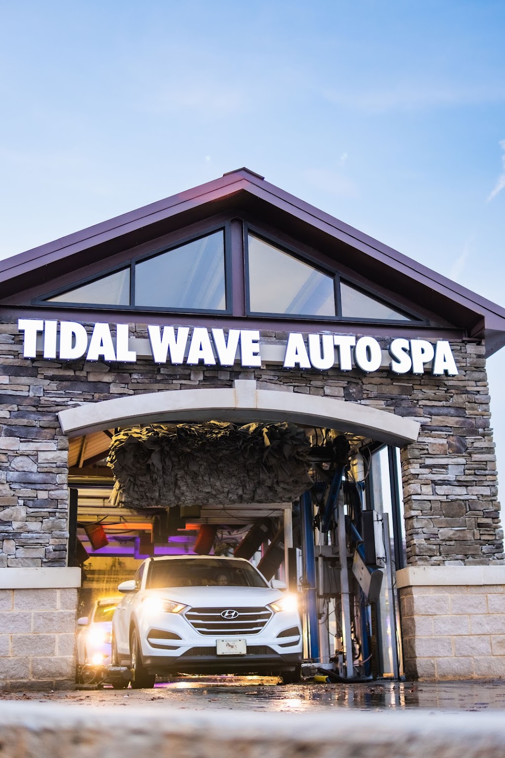 Tidal Wave Auto Spa | 2789 Kenton Morrison Rd, St. Augustine, FL 32084, USA | Phone: (706) 938-0991