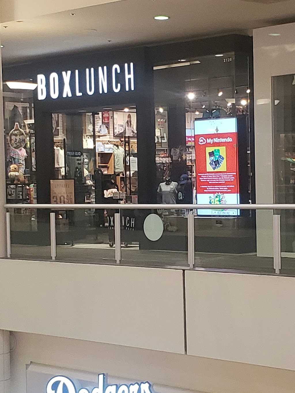 BoxLunch | 2120 Montebello Town Center, Montebello, CA 90640 | Phone: (323) 483-6589