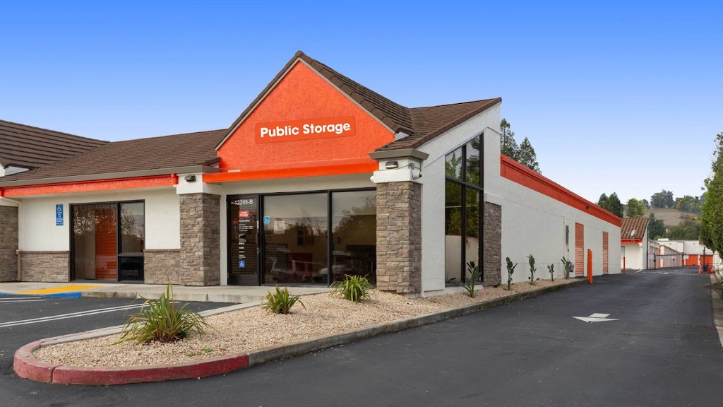 Public Storage | 12299 Saratoga Sunnyvale Rd, Saratoga, CA 95070, USA | Phone: (408) 849-4012