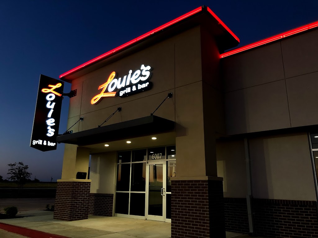 Louies Grill & Bar | 6007 SE 15th St, Midwest City, OK 73110, USA | Phone: (405) 931-3141