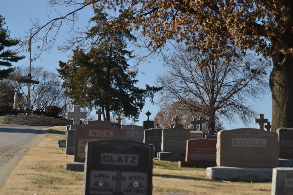 Mt. Calvary Catholic Cemetery | 1150 N 38th St, Kansas City, KS 66102, USA | Phone: (913) 371-4040