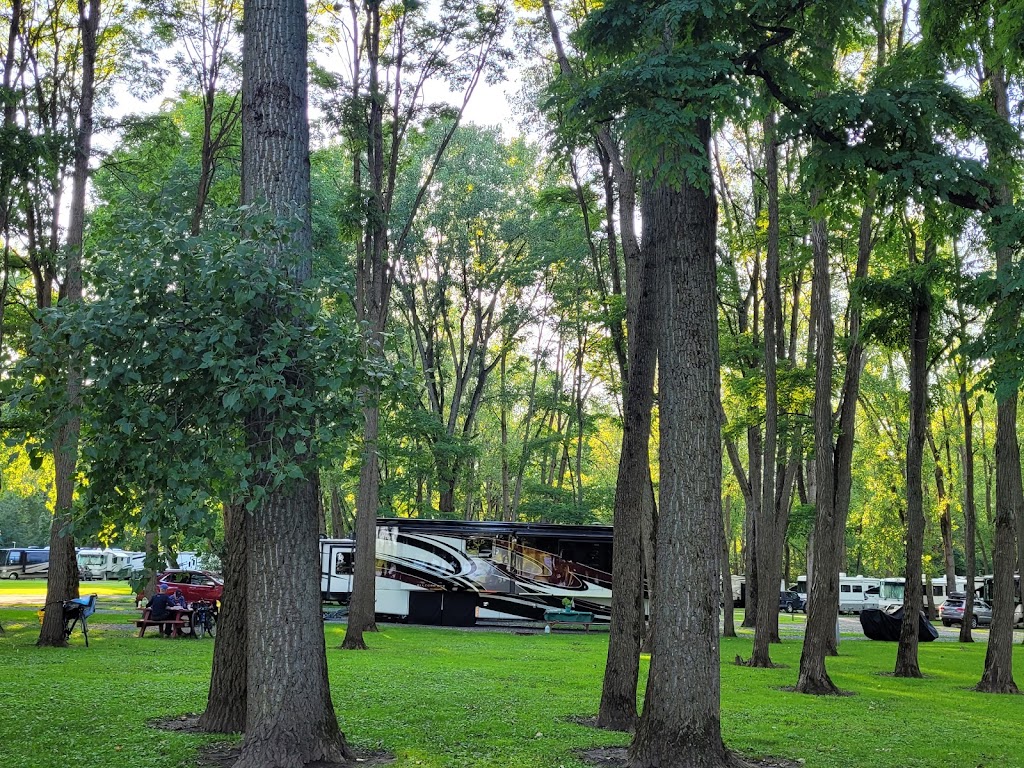 Arrowhead Marina & RV Park | 2 Van Buren Ln, Schenectady, NY 12302 | Phone: (518) 382-8966