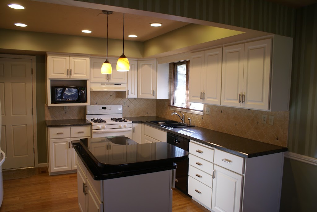 Kitchen Works | 4201 Red Deer Dr, Lincoln, NE 68516, USA | Phone: (402) 465-0001