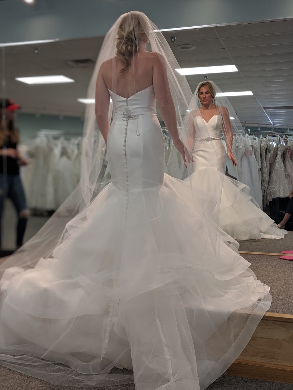 USA Bridal | 1850 S Hurstbourne Pkwy #150, Louisville, KY 40220, USA | Phone: (270) 765-2269