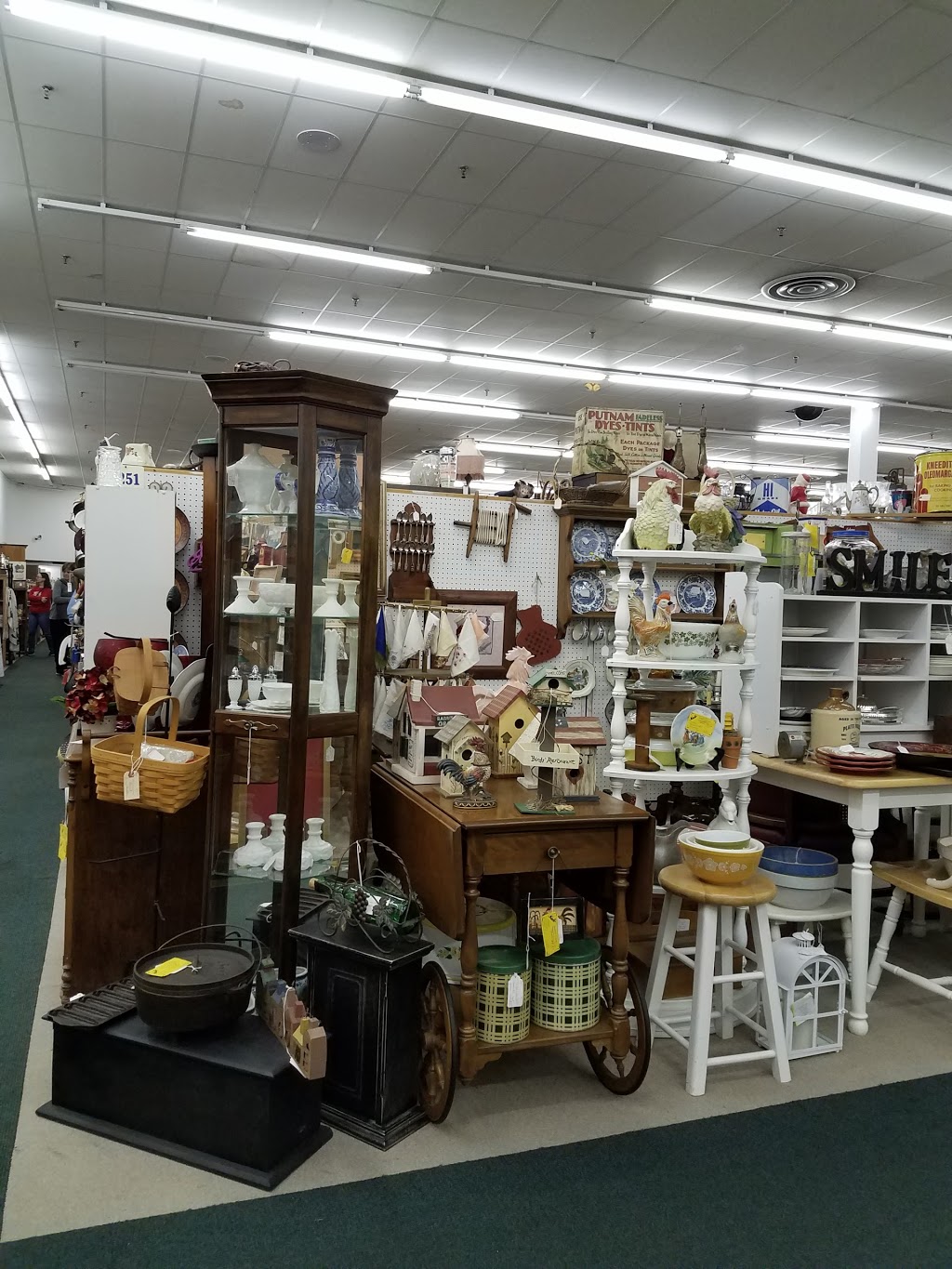 South County Antique Mall | 13208 Tesson Ferry Rd, St. Louis, MO 63128, USA | Phone: (314) 842-5566