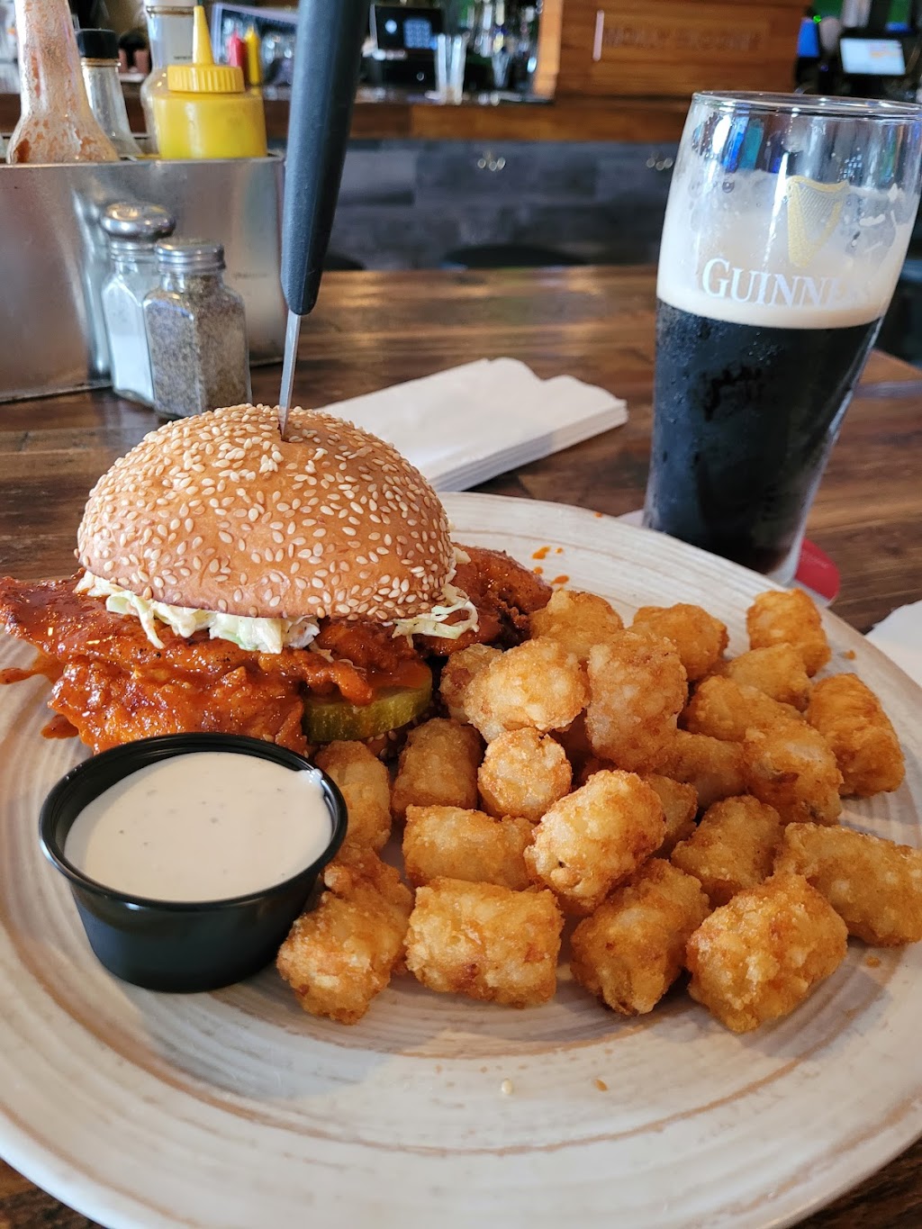 Blooms Irish Pub | 2391 S El Camino Real, San Clemente, CA 92672, USA | Phone: (949) 218-0120