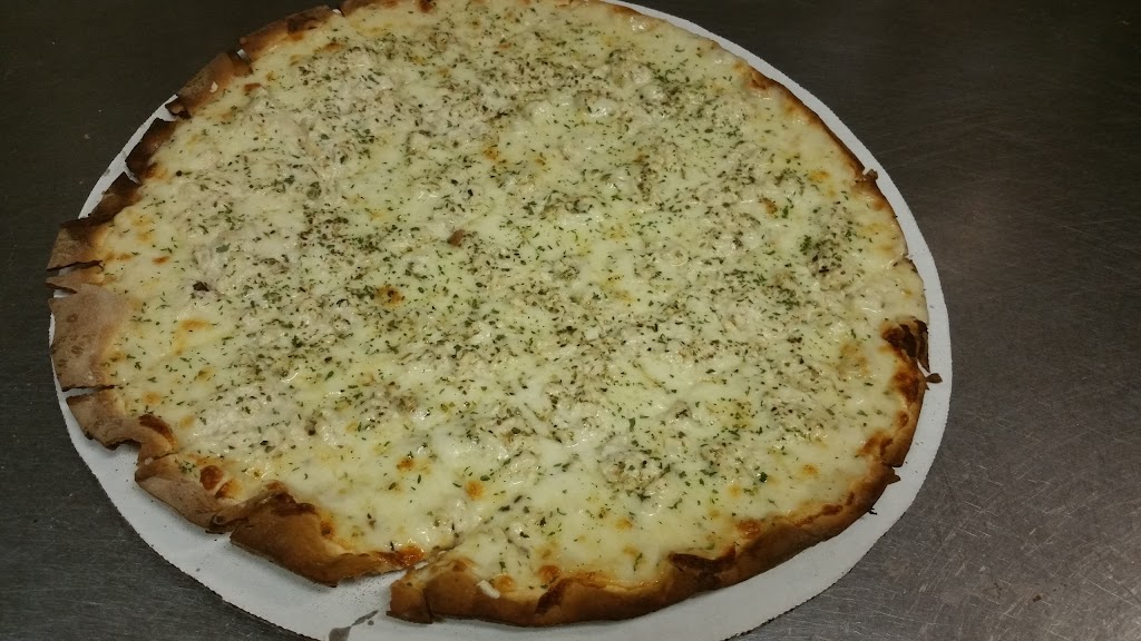 Bernies Pizzeria | 1238 Lathrop Ave, Racine, WI 53405, USA | Phone: (262) 619-0900