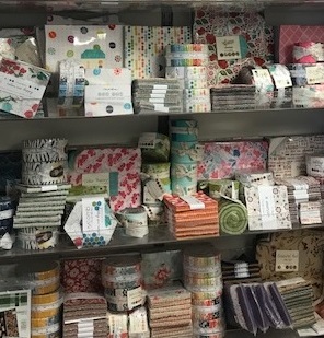 Suzzetts Fabric, Quilts & More LLC | 200 Hamrock Rd, Italy, TX 76651, USA | Phone: (214) 797-0393
