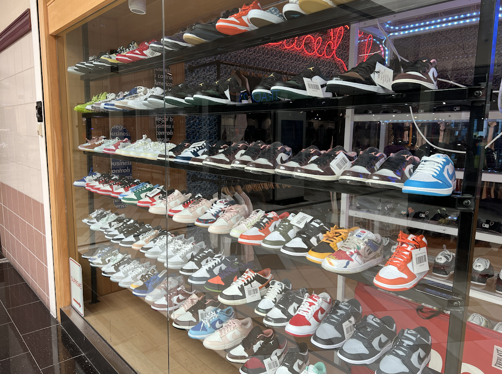 Laced Up | 1 Crossgates Mall Rd, Albany, NY 12203, USA | Phone: (518) 309-0402