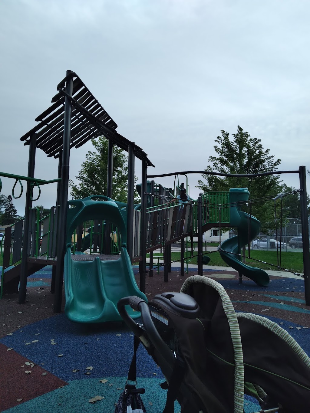 Garnsey Park | Joliet, IL 60435, USA | Phone: (815) 741-7275