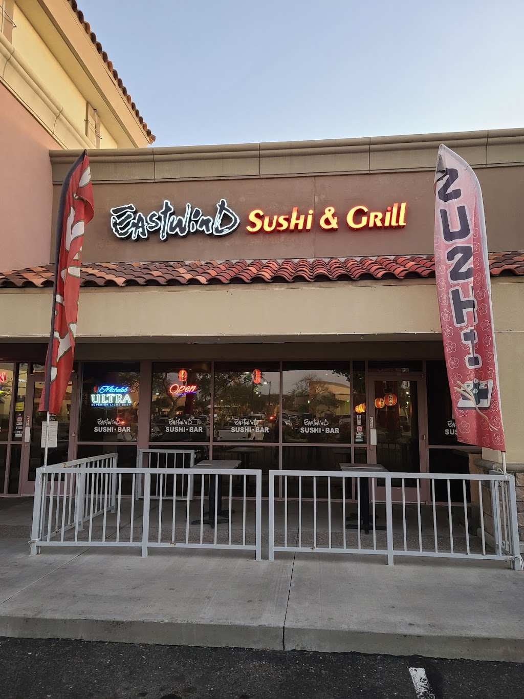 Eastwind Sushi & Grill | 18555 N 59th Ave #124, Glendale, AZ 85308, USA | Phone: (602) 942-0706