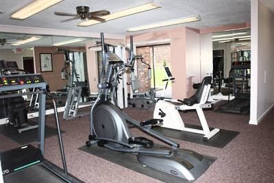 Hollandale Apartments | 2 Hollandale Ln, Clifton Park, NY 12065, USA | Phone: (518) 371-4737