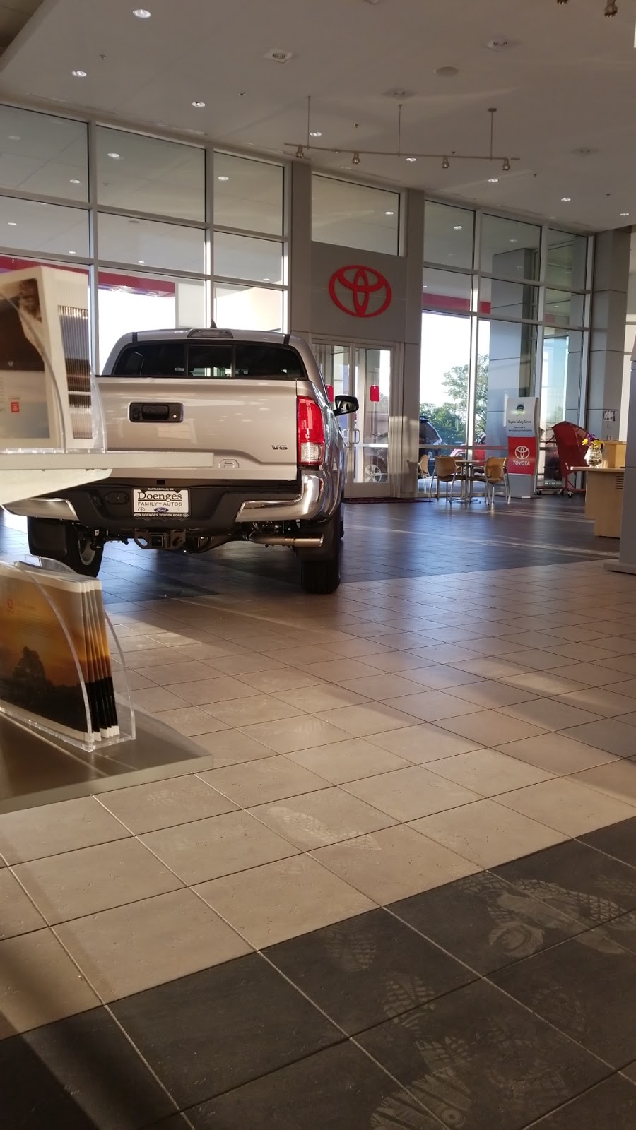 Doenges Toyota | 1911 SE Washington Blvd, Bartlesville, OK 74006, USA | Phone: (918) 213-0119