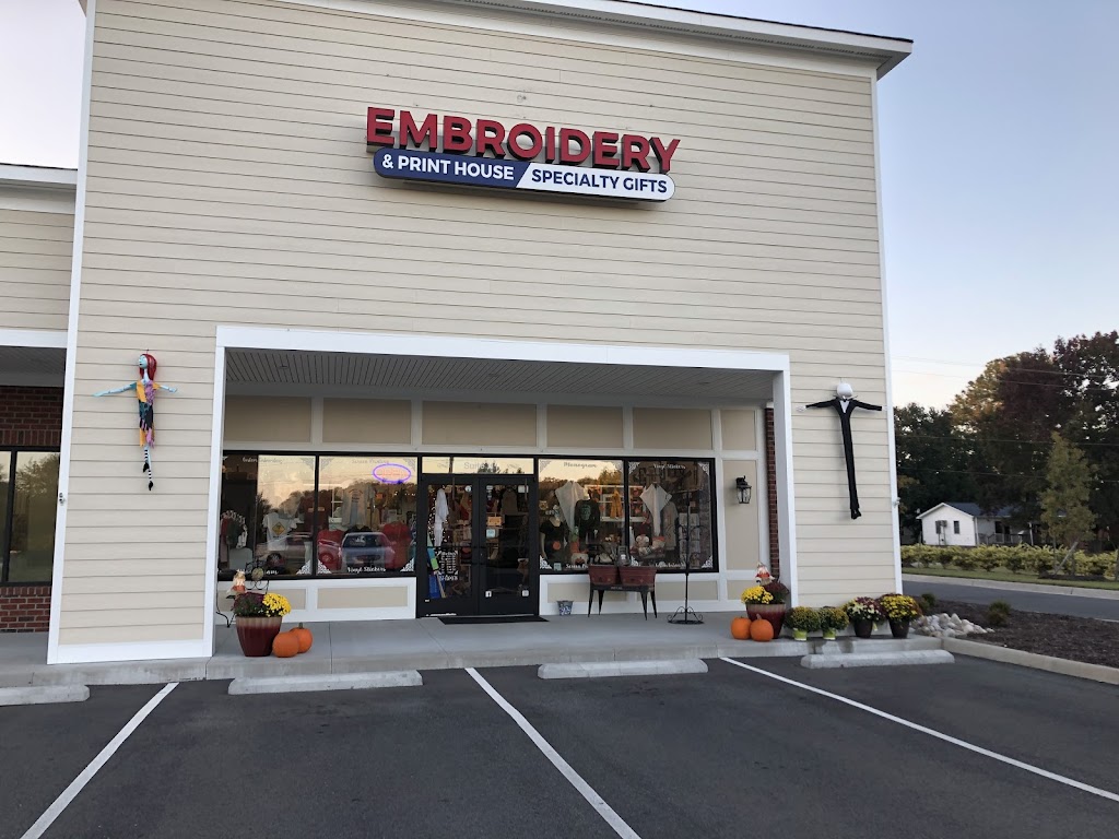Embroidery & Print House/Speciality Gift Shop | 5501 Bennetts Pasture Rd suite h, Suffolk, VA 23435 | Phone: (757) 636-1676