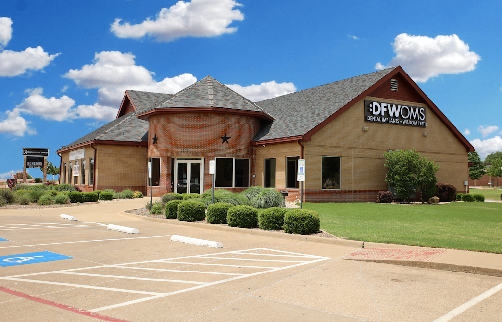 DFW Oral & Maxillofacial Surgery, P.C. | 2200 W Ennis Ave, Ennis, TX 75119, USA | Phone: (972) 875-7616