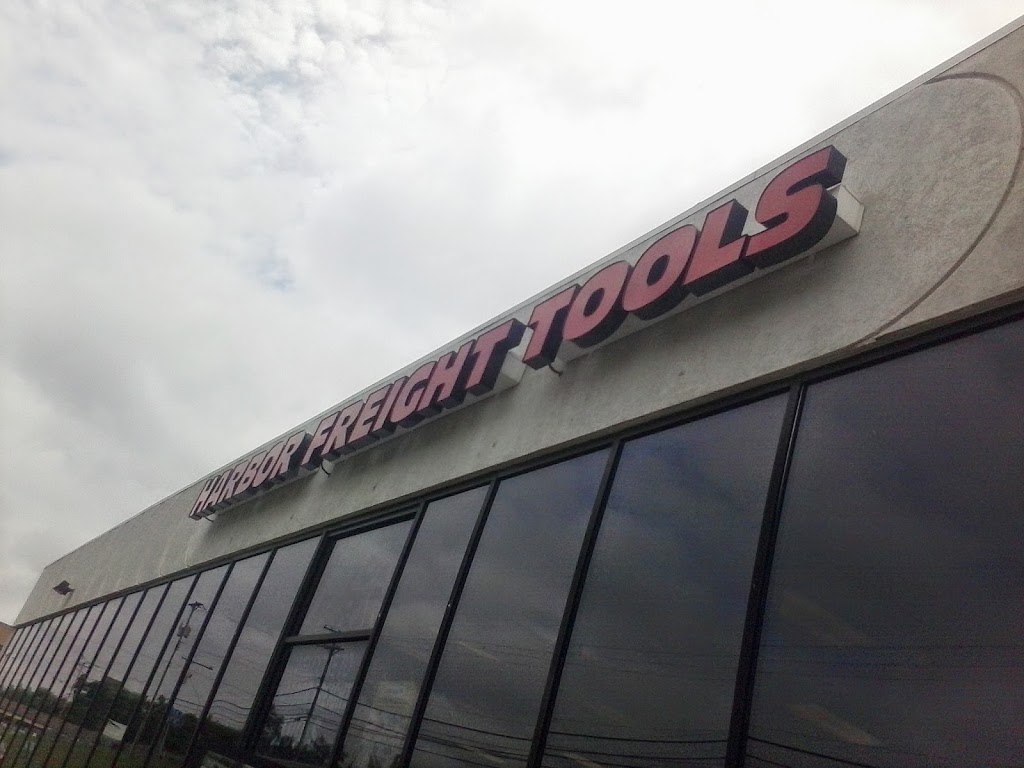 Harbor Freight Tools | 5185 Campbells Run Rd, Pittsburgh, PA 15205, USA | Phone: (412) 788-1028