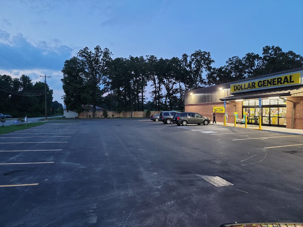 Dollar General | 4165 Old US 421 S, Siler City, NC 27344, USA | Phone: (919) 214-9844