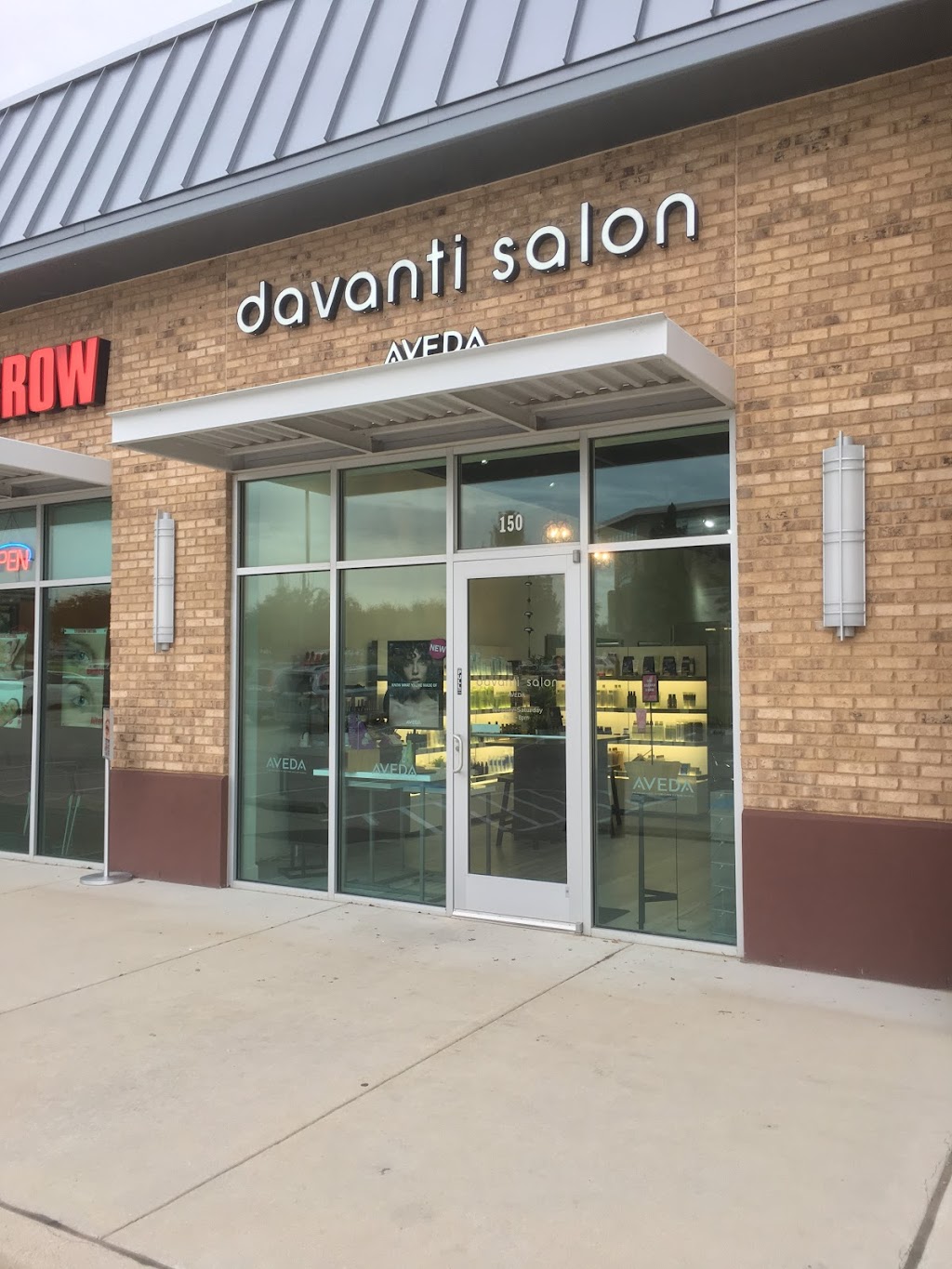 Davanti Salon | Alliance Town Center, 9530 Feather Grass Ln #150, Fort Worth, TX 76177, USA | Phone: (682) 350-9400