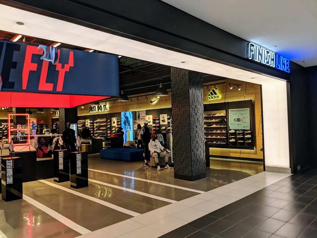 Finish Line (located inside Macys) | 1 Woodfield Mall, Schaumburg, IL 60173, USA | Phone: (847) 706-6000