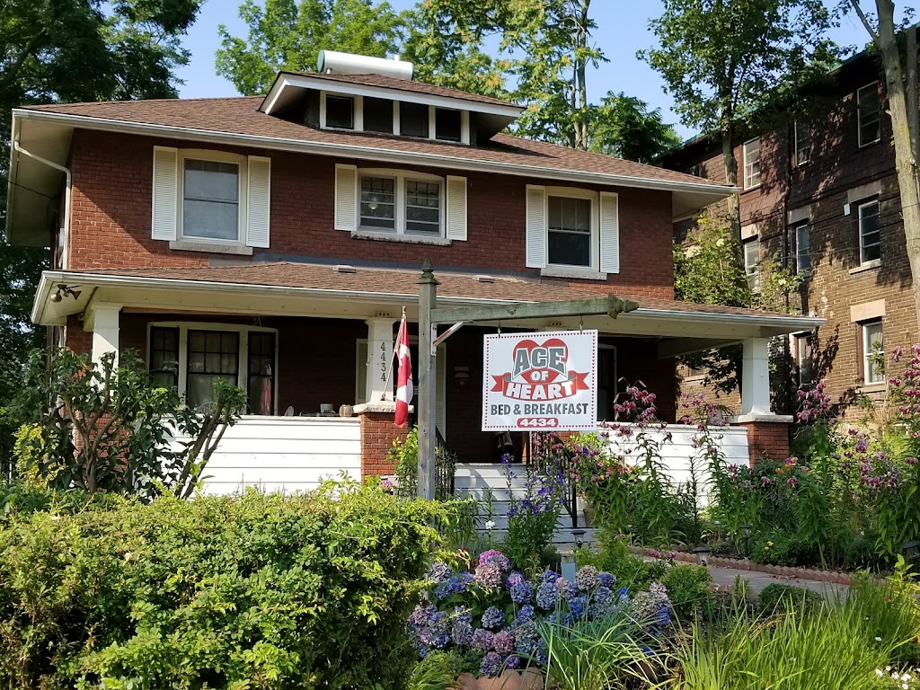 Ace of Hearts Bed & Breakfast | 4434 Philip St, Niagara Falls, ON L2E 1A6, Canada | Phone: (905) 374-8707