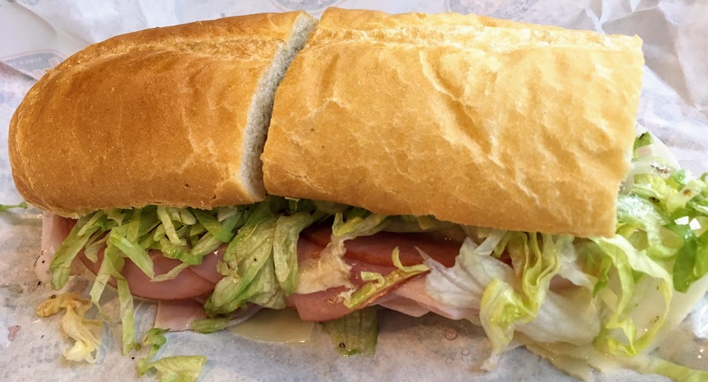 Jersey Mikes Subs | Heritage Square Shopping Center, 730 NW Gilman Blvd, Issaquah, WA 98027, USA | Phone: (425) 392-2081