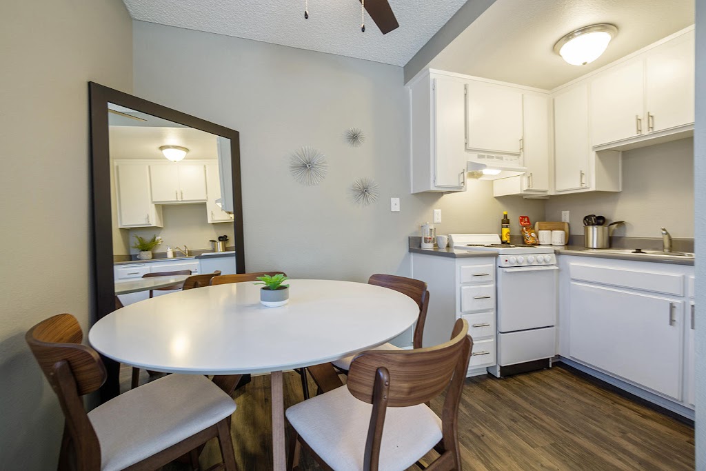 Zen Diamond Apartments, An Active Senior Community | 1000 S Gilbert St, Hemet, CA 92543, USA | Phone: (888) 421-8549