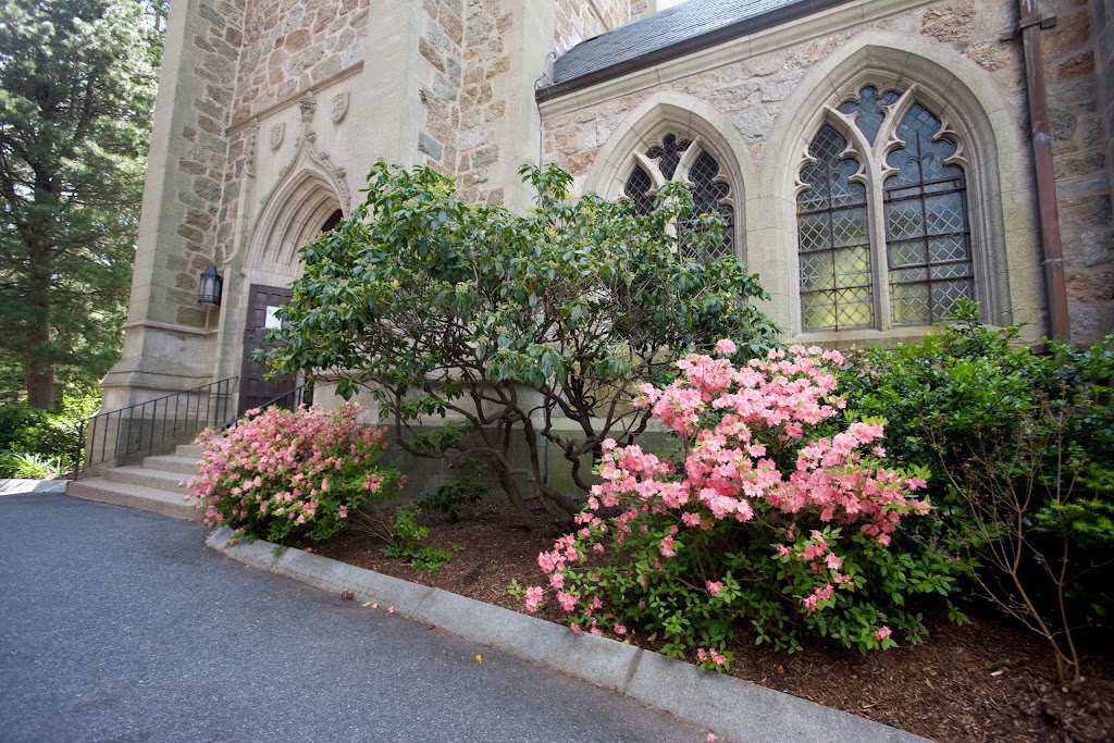 Church of the Redeemer | 379 Hammond St, Chestnut Hill, MA 02467, USA | Phone: (617) 566-7679