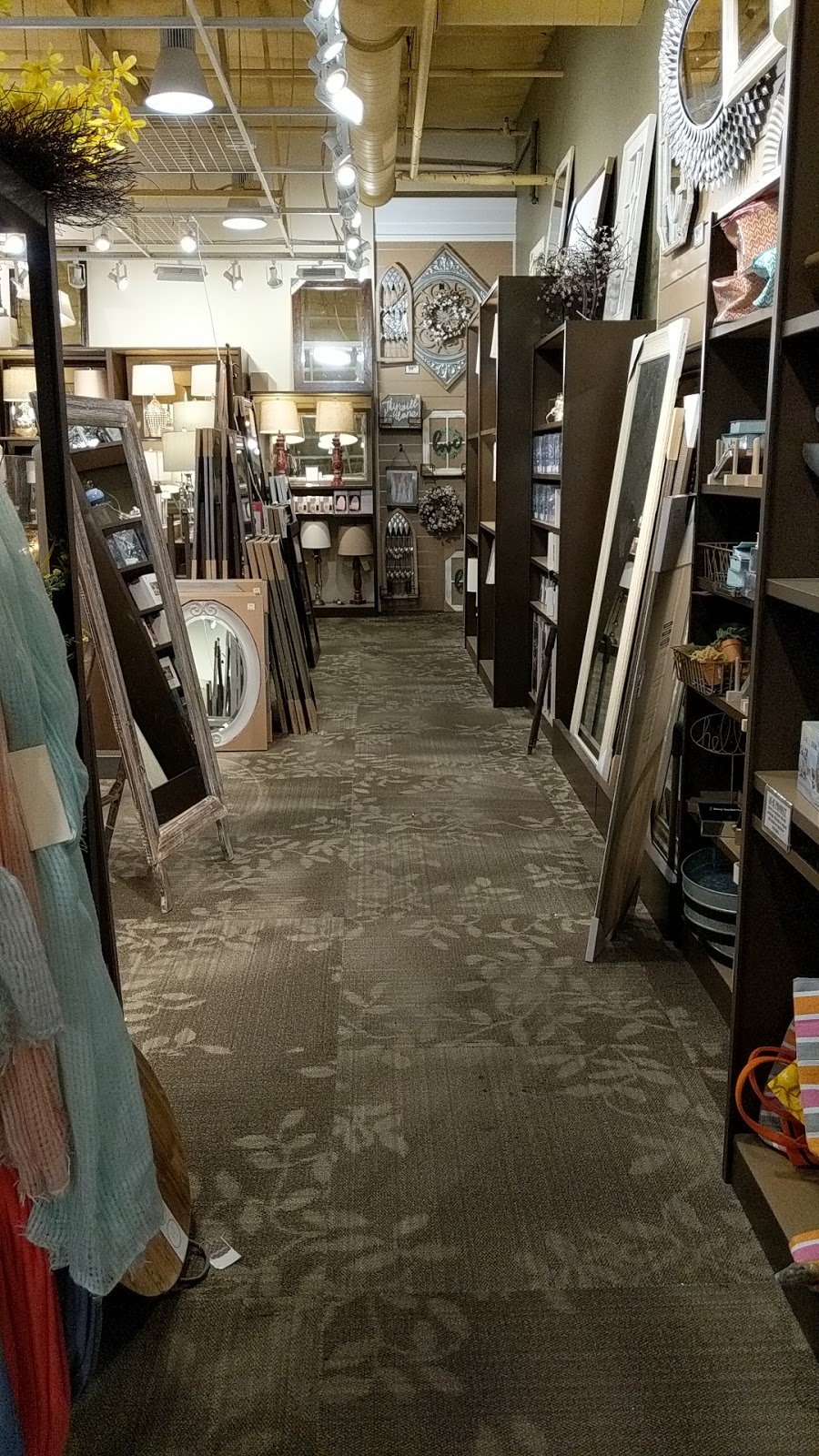 Kirklands | 17052 Slover Ave j101, Fontana, CA 92337, USA | Phone: (909) 356-6987