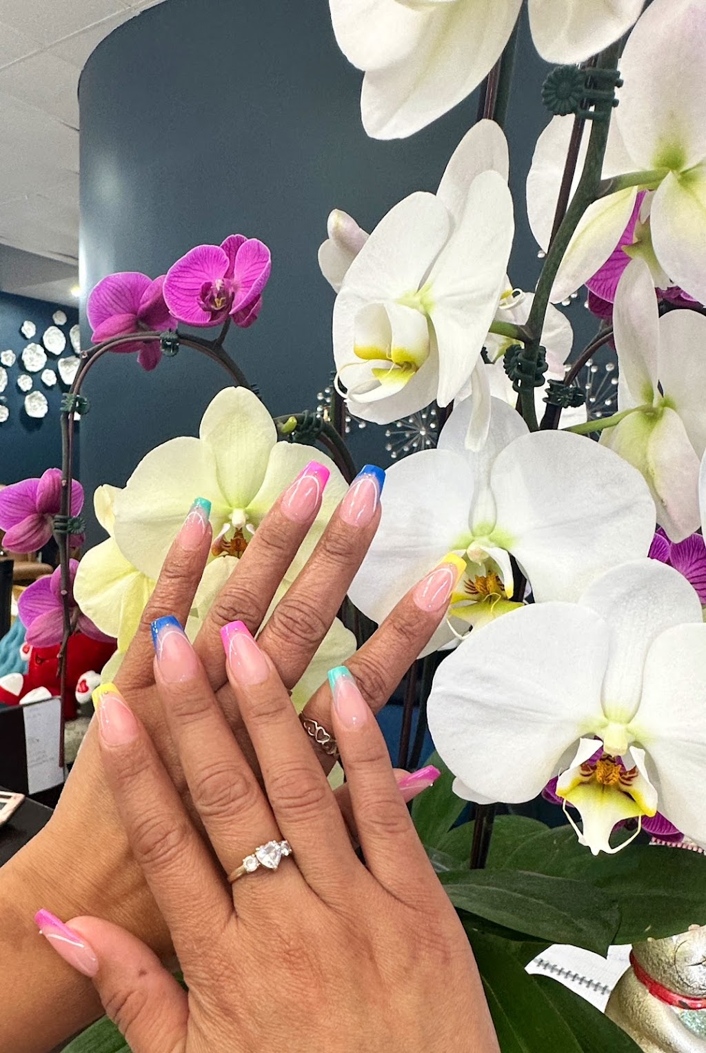 Be Polished Nails-Spa | 865 E Vista Way, Vista, CA 92084, USA | Phone: (760) 724-8878