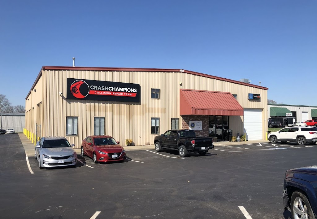 Crash Champions Collision Repair | 1635 N Port Washington Rd, Grafton, WI 53024, USA | Phone: (262) 375-2727