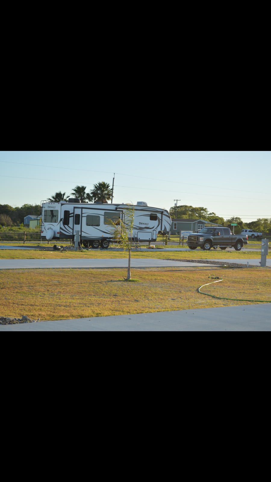 Coastal Palms RV Sites | 2332 San Antonio St, Rockport, TX 78382, USA | Phone: (361) 463-8602